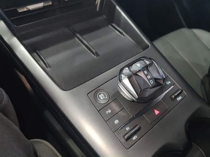 Фото 9 - BYD Qin Plus