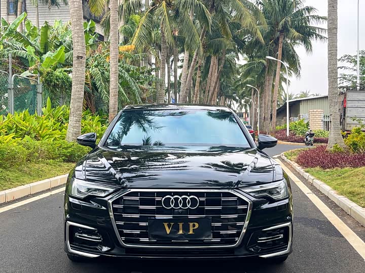 Фото 3 - Audi A6L