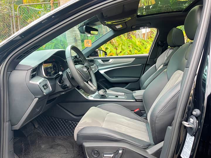 Фото 5 - Audi A6L