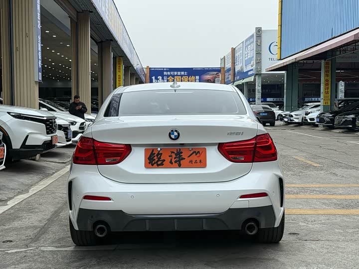 Фото 5 - BMW 1 Series