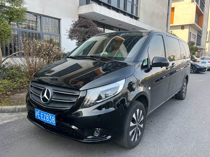 Фото 1 - Mercedes-Benz Vito