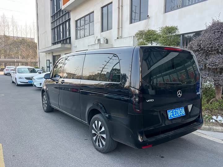 Фото 3 - Mercedes-Benz Vito