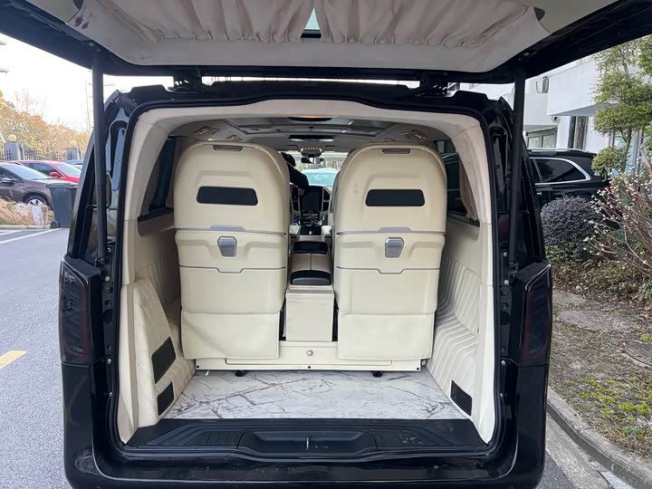 Фото 7 - Mercedes-Benz Vito