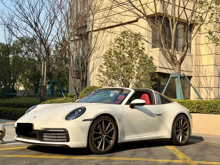 Фото 4 - Porsche 911