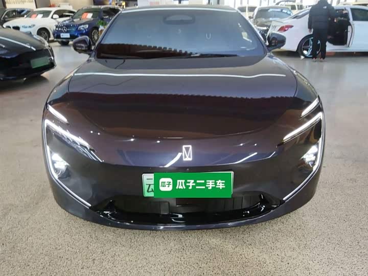 Фото 3 - Avatr 12