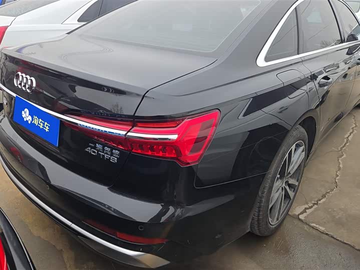 Фото 3 - Audi A6L