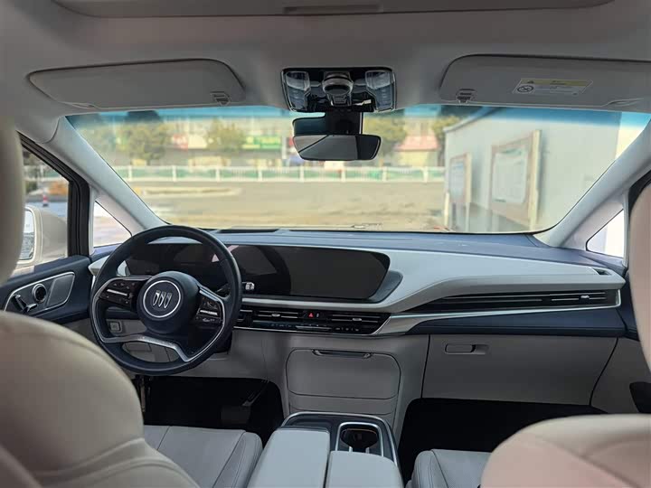 Фото 7 - Buick GL8 Century