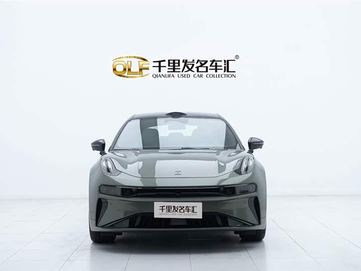 Фото 2 - Zeekr 001