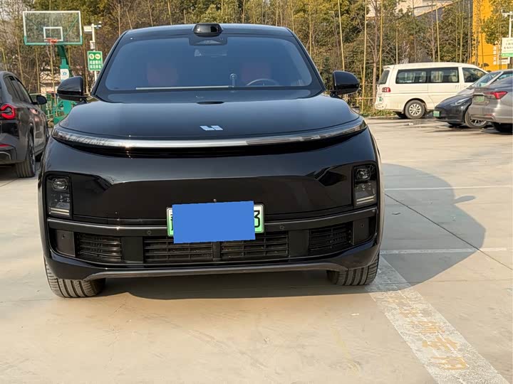 Фото 2 - LiXiang L9