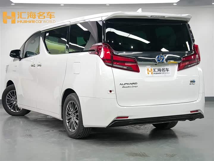 Фото 4 - Toyota Alphard