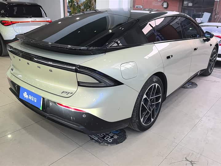 Фото 2 - XPeng F57