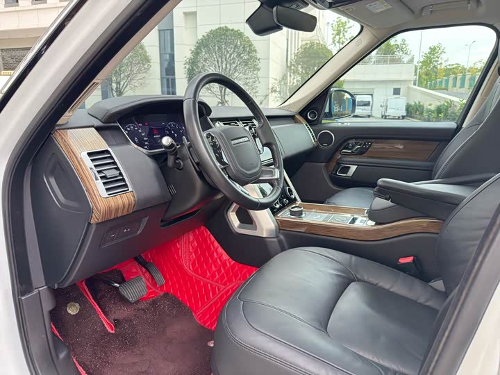 Фото 9 - Land Rover Range Rover