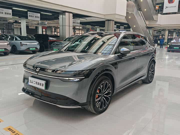 Фото 1 - Zeekr 7X