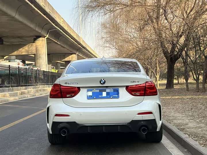 Фото 3 - BMW 1 Series