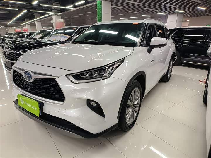 Фото 2 - Toyota Highlander