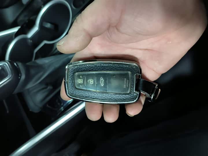 Фото 8 - Toyota Highlander