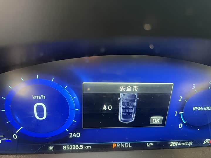 Фото 7 - Ford Escape