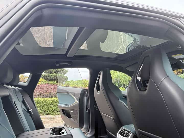 Фото 6 - MG Motor 7