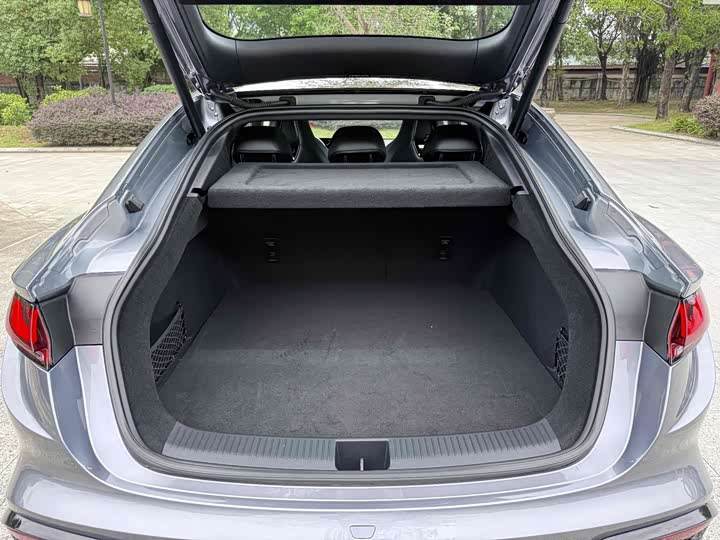 Фото 8 - MG Motor 7