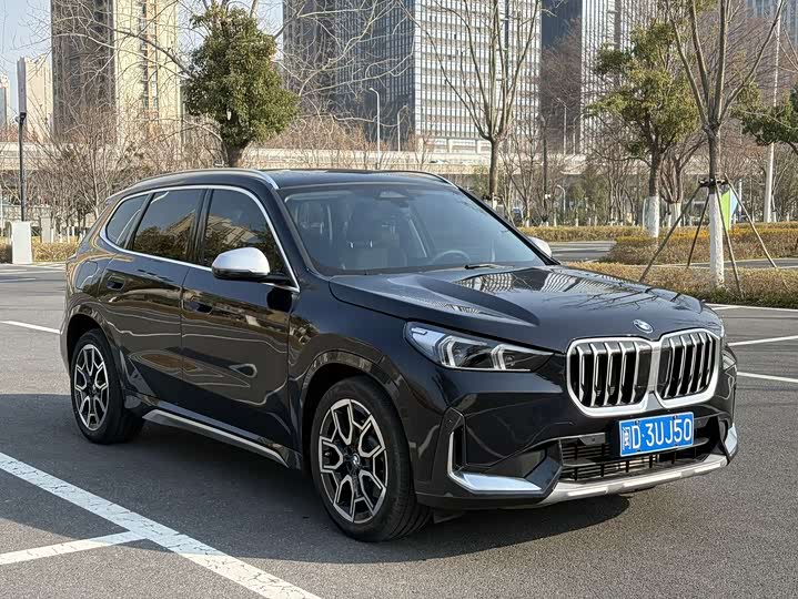 Фото 3 - BMW X1