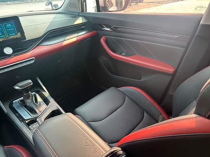 Фото 4 - Geely Emgrand GS