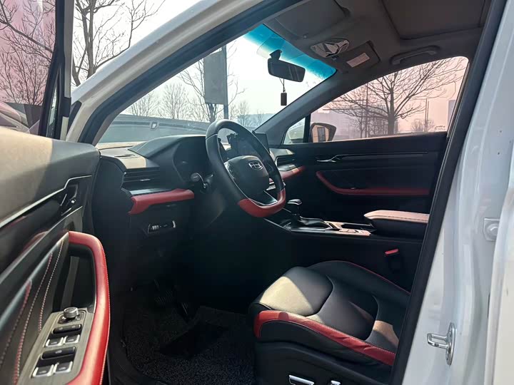 Фото 6 - Geely Emgrand GS