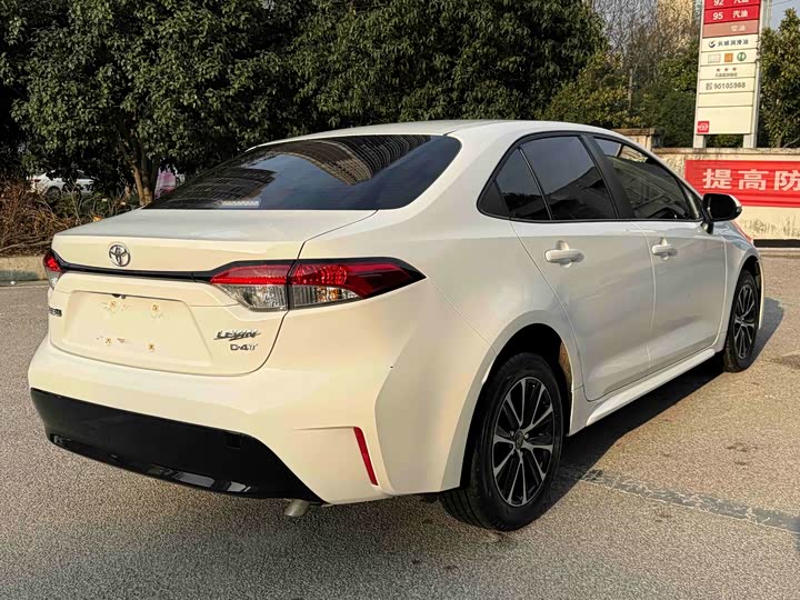 Фото 6 - Toyota Levin