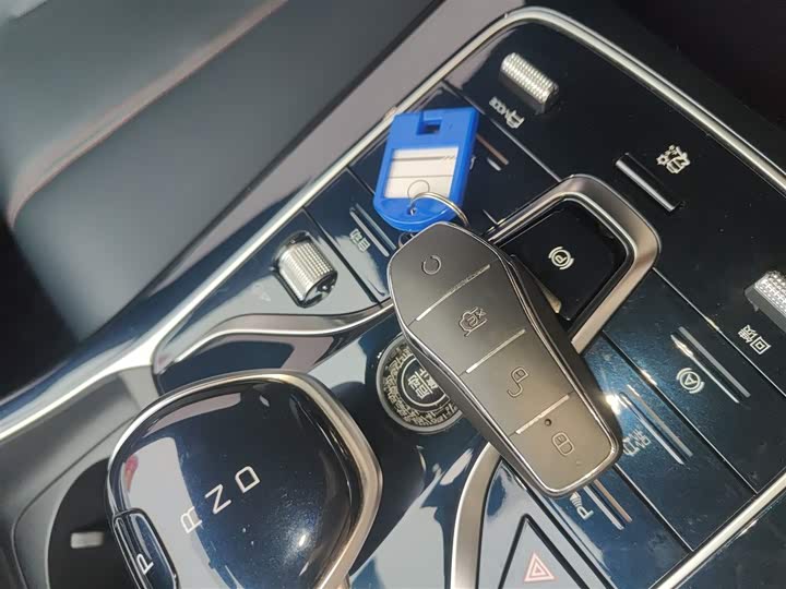 Фото 9 - BYD Qin Plus