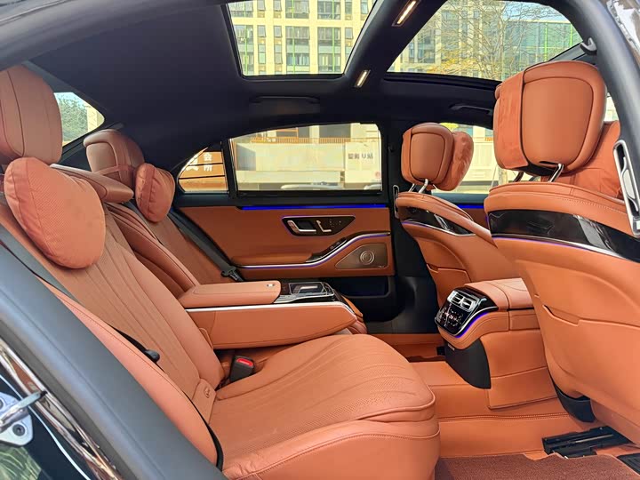 Фото 8 - Mercedes-Benz S-Class