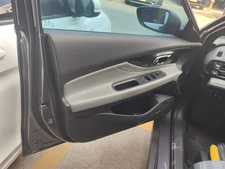 Фото 7 - GAC Trumpchi Empow R