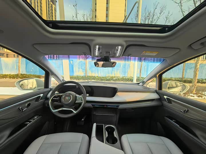 Фото 6 - Buick GL8 ES