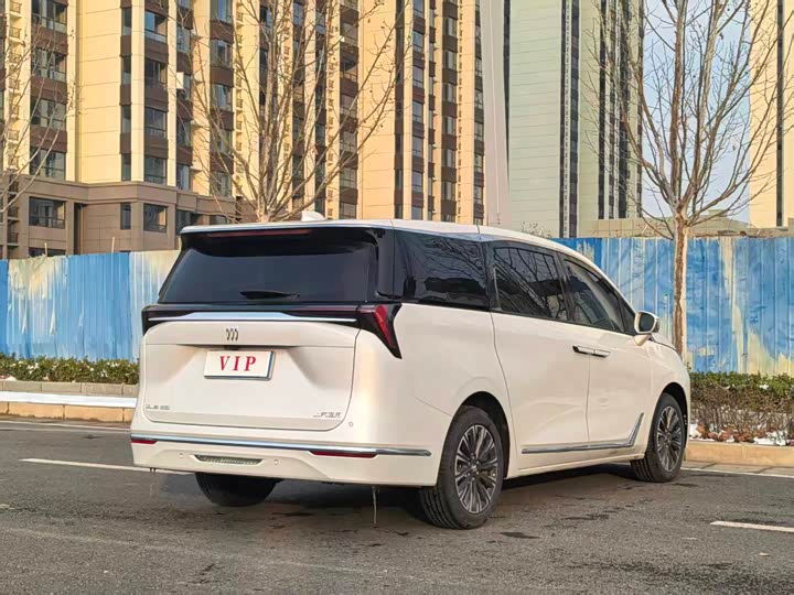 Фото 7 - Buick GL8 ES