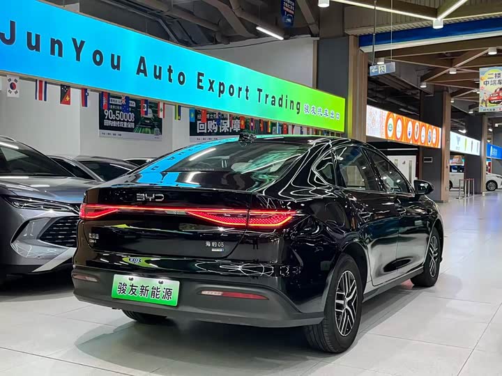 Фото 5 - BYD Seal 05 DM-i Hybrid