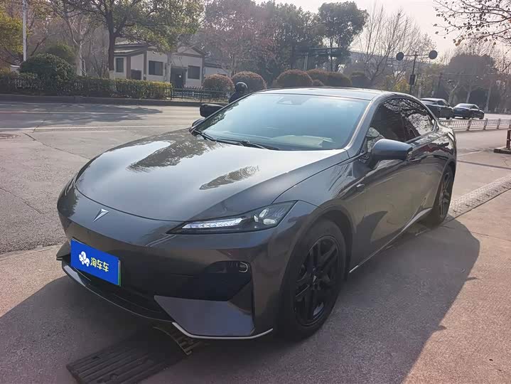 Фото 1 - Changan Deepal SL03