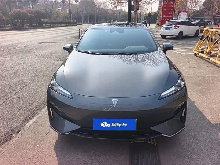 Фото 2 - Changan Deepal SL03