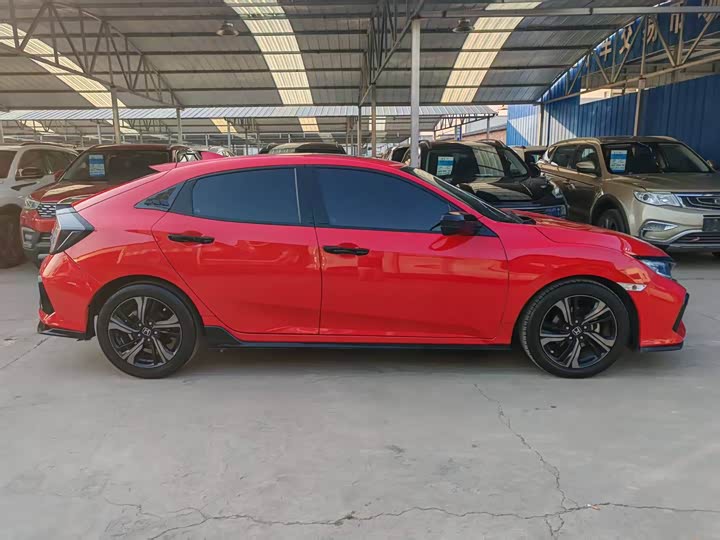 Фото 9 - Honda Civic