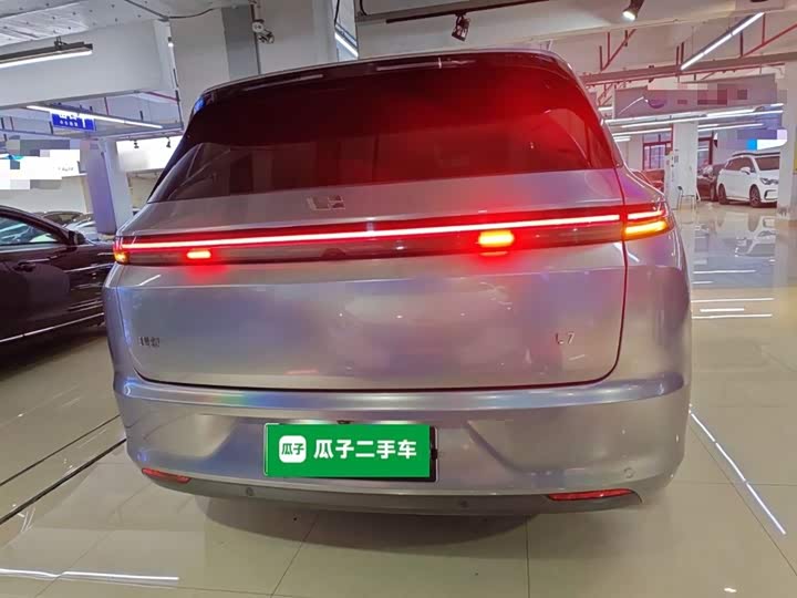 Фото 6 - LiXiang L7