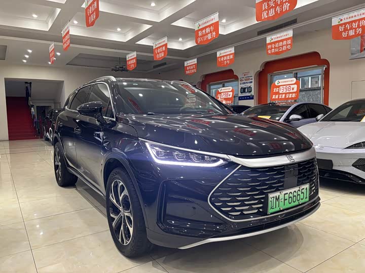 Фото 3 - BYD Tang Hybrid/EV