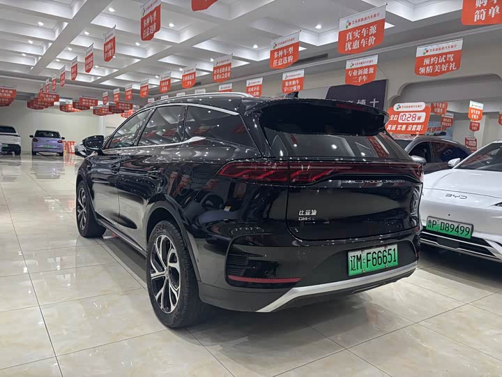 Фото 8 - BYD Tang Hybrid/EV