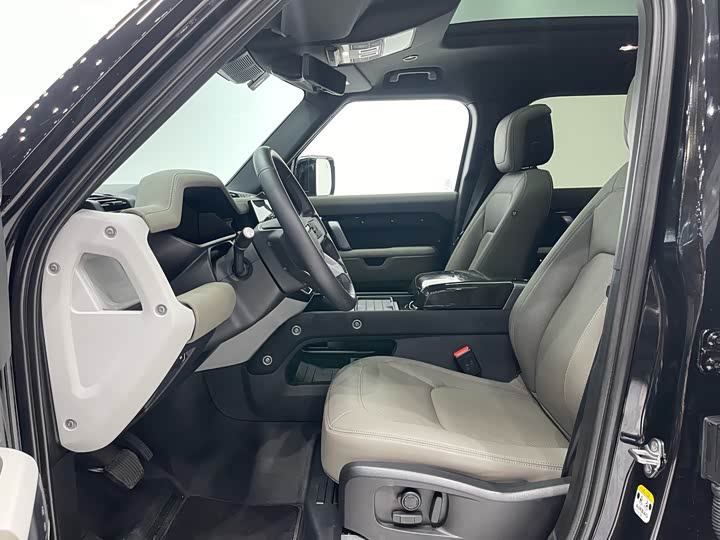 Фото 7 - Land Rover Defender