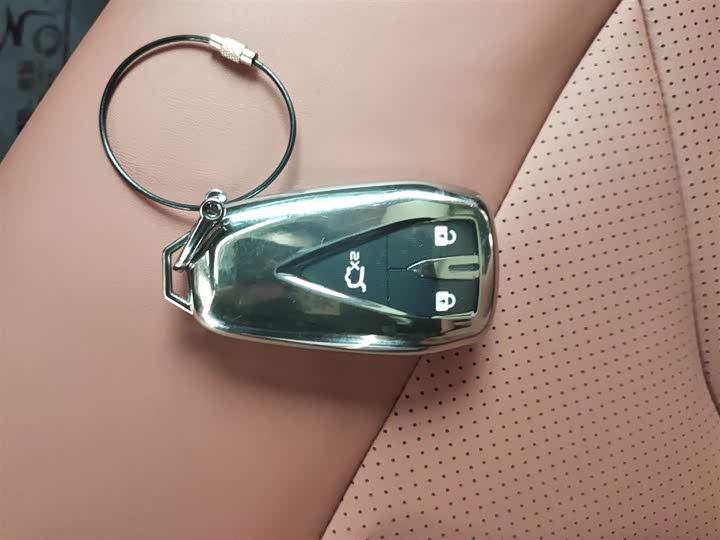 Фото 9 - Changan CS75