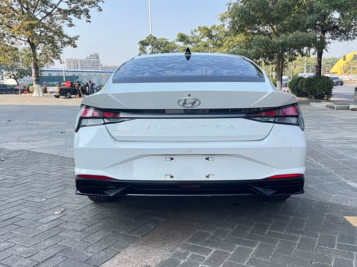 Фото 4 - Hyundai Elantra N line
