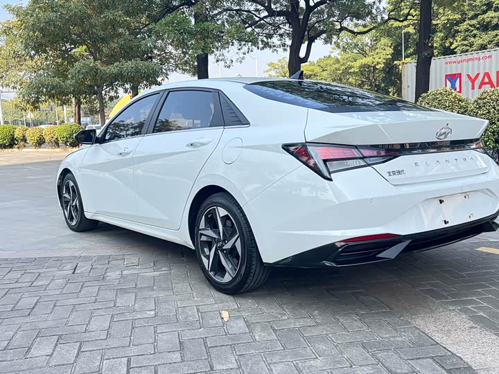 Фото 6 - Hyundai Elantra N line