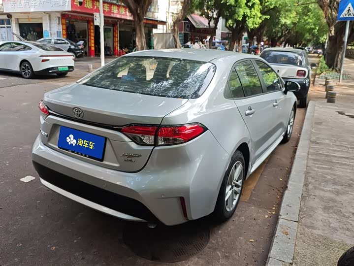 Фото 3 - Toyota Levin