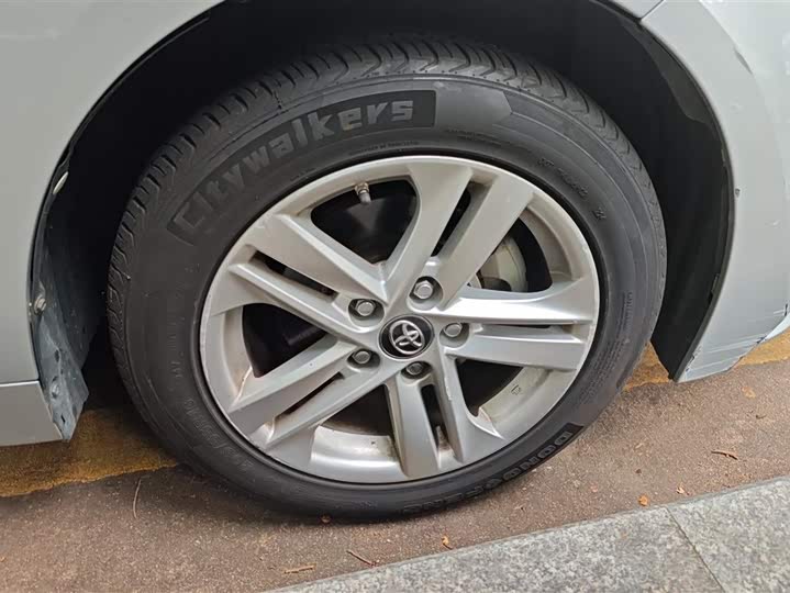 Фото 6 - Toyota Levin