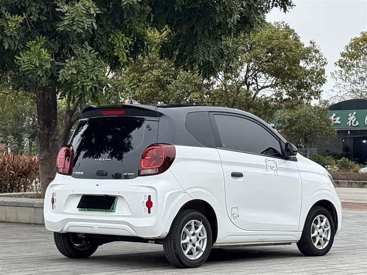 Фото 4 - Roewe Clever