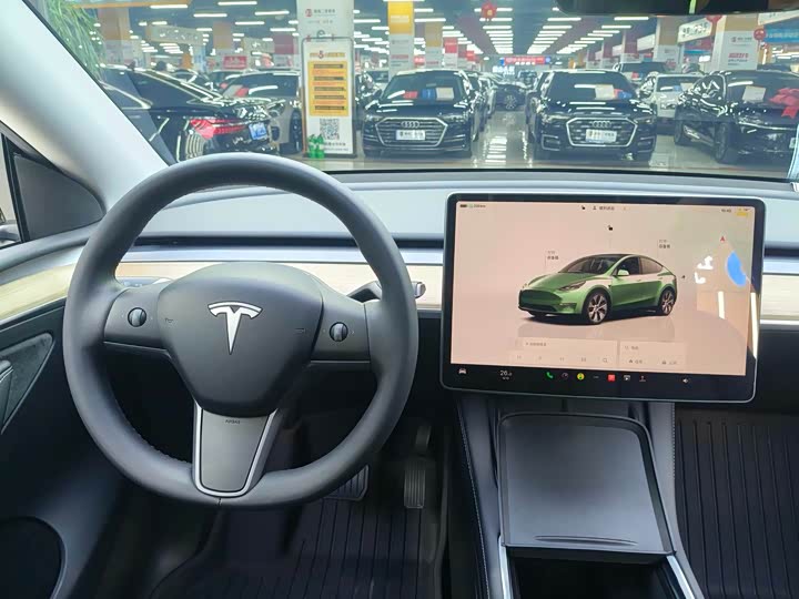 Фото 9 - Tesla Model Y