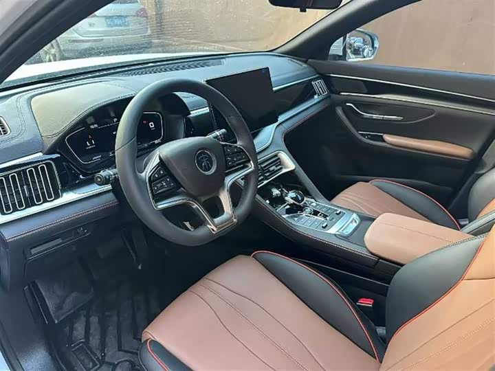 Фото 5 - BYD Song Plus