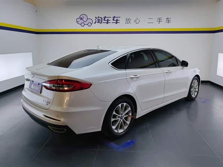 Фото 3 - Ford Mondeo