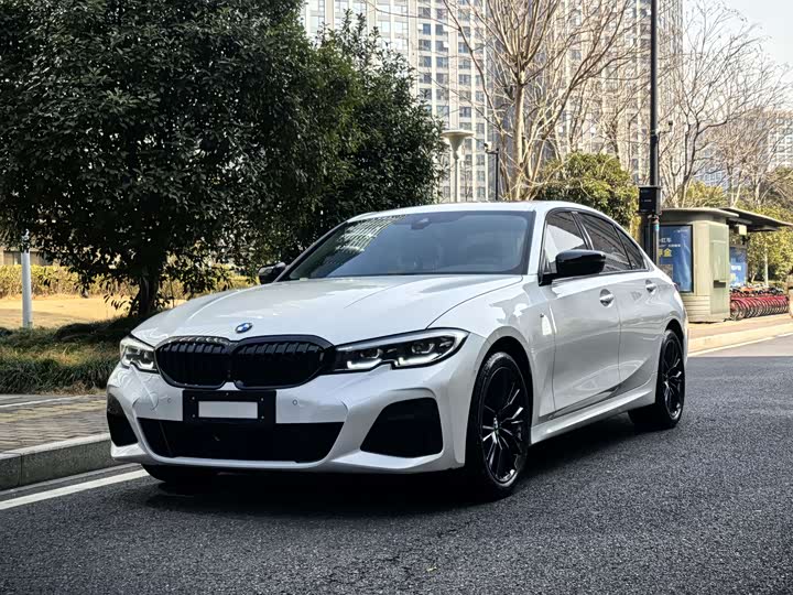 Фото 1 - BMW 3 Series